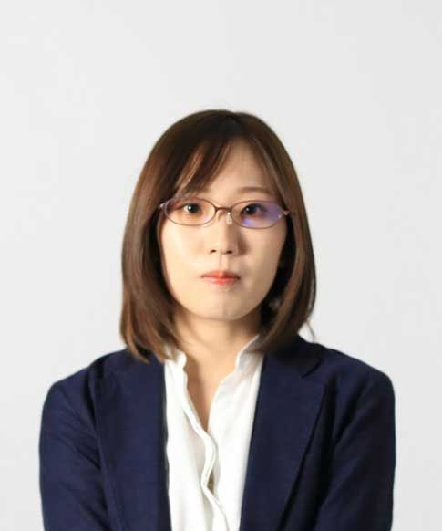 助教：岡　佑依
